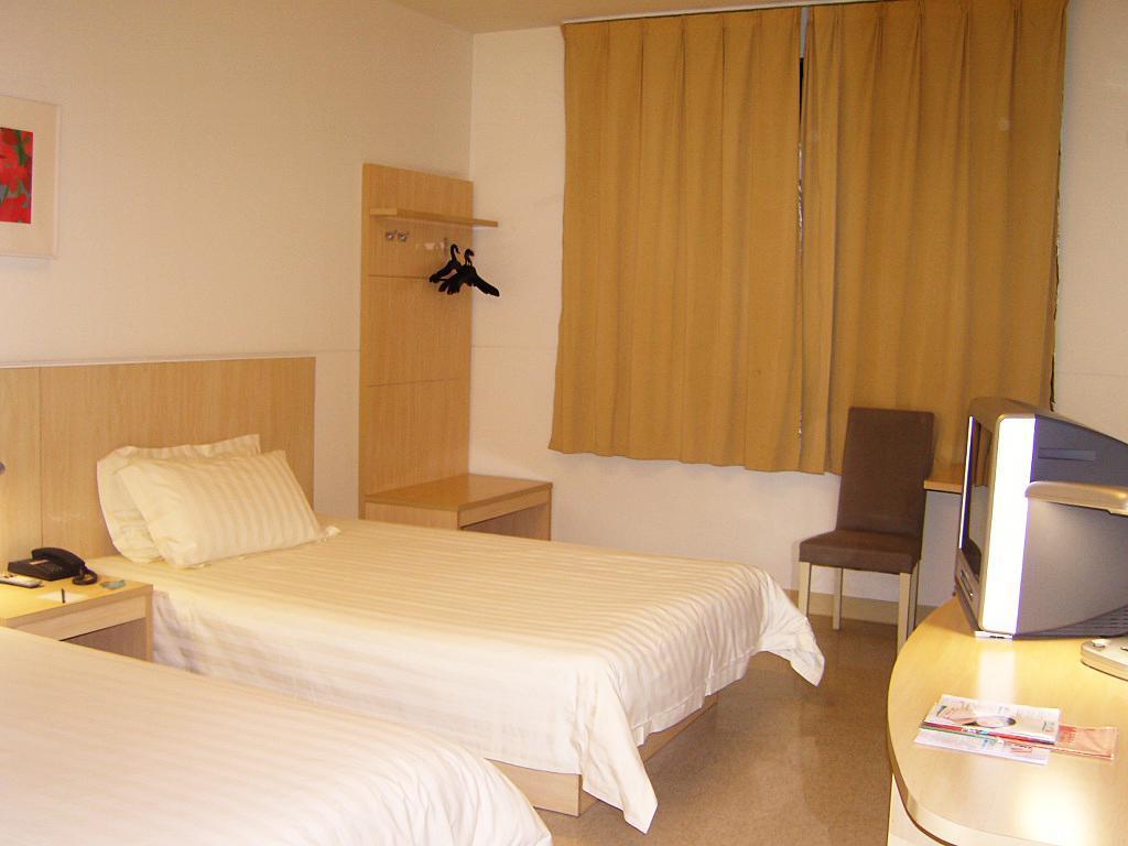 Jinjiang Inn - Jiangyin Chengjiang Middle Road Номер фото